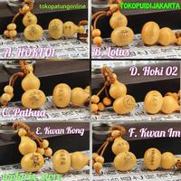 Gambar GANTUNGAN KUNCI LABU HOLO KAYU - SHIO MACAN dari Terry Lie Store undefined 2 Tokopedia