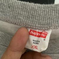 Gambar Crewneck Supreme dari Secondbranded123 undefined 3 Tokopedia