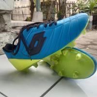 Gambar sepatu sepak bola anak outsole sudah di jahit size 33 - 38 - Biru, 34 dari Berkah sedayanipun undefined 2 Tokopedia