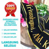 Gambar [1HARI JADI] Selempang Wisuda Bludru 1 Layer - Hitam dari milca store undefined 1 Tokopedia