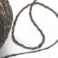 Gambar Benang Woll Lilit Coklat-Putih dari MADKIN YARN undefined 3 Tokopedia