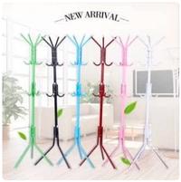 Gambar Stand Hanger Multifungsi Tiang Gantungan Topi Tas Jaket dari Formiana undefined 3 Tokopedia