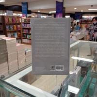 Gambar Buku How To Grow Old - Narcus Tullius Cicero Original Gramedia dari Sekalabookstore undefined 2 Tokopedia