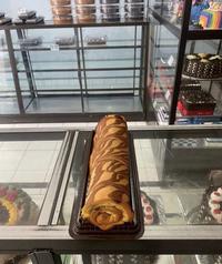 Gambar BOLU GULUNG BATIK dari San San Bakery undefined 1 Tokopedia