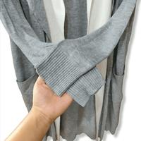 Gambar Long Cardi Hijab Jaket Hoodie Rajut Abu Knit Thrift Preloved 1155 dari Siang Malam Thrift undefined 5 Tokopedia