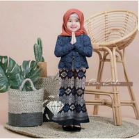 Gambar Set kebaya shireen kids brukat dg rok batik duyung maroon marun dari Gallery Alif Al Fatih undefined 2 Tokopedia