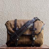 Gambar F.C. 15 Mocca Waxed Twill Messenger Bag dari Letsdothis Indonesia undefined 1 Tokopedia