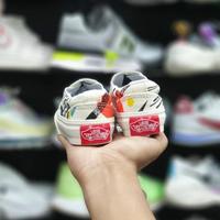Gambar SEPATU ANAK VANS MOMA SLIP ON KIDS SIZE 16-35 - Putih, 16 dari Cash_Course undefined 3 Tokopedia