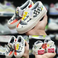 Gambar SEPATU ANAK VANS MOMA SLIP ON KIDS SIZE 16-35 - Putih, 16 dari Cash_Course undefined 1 Tokopedia
