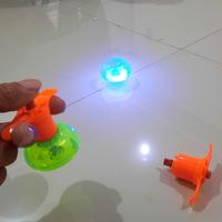 Gambar Gasing beyblade gyro UFO menyala plus music mainan anak - Menyala saja 2 dari Toko Mainan Toys Store1 undefined 2 Tokopedia