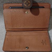 Gambar dompet wanita branded, preloved dari ex.branded72 undefined 4 Tokopedia