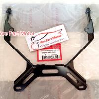 Gambar BRACKET BRAKET BREKET BESI DUDUKAN PLAT NOMER NOMOR CBR150R CBR 150R dari Ma Partt undefined 1 Tokopedia