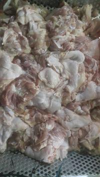Gambar Paha Kulit 1KG (Chicken Thigh) - 1/2 kg dari ALIM DAGING SAPI SEGAR undefined 2 Tokopedia