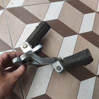 Gambar foot step footstep bustep pijakan belakang mio sporty smile original dari alfa..part undefined 3 Tokopedia