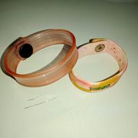 Gambar Gelang bahan karet motif pink dan virgo (preloved) dari tacha florist undefined 1 Tokopedia