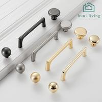 Gambar Knob Knop Tarikan Pegangan Handle Laci Pintu Lemari Bintik Emas Lemari - Hitam-bulat 873 dari Huni Living undefined 2 Tokopedia