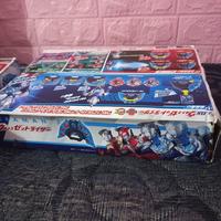 Gambar DX Z Riser Ultraman Z Original Bandai Dus Damage dari Al-Fath Kudus undefined 4 Tokopedia