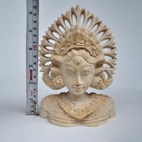 Gambar Kerajinan ukiran kayu patung wanita janger penari Bali - Tinggi 15cm dari MadeSukawati undefined 1 Tokopedia