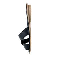 Gambar Sandal Kulit Wanita Model Teplek Lipat Dua Bahan Kulit Sapi Asli Garut - Hitam, 37 dari ZHR Leather undefined 3 Tokopedia