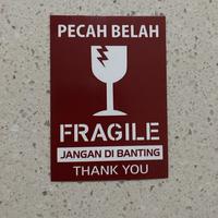 Gambar Sticker Fragile dari Sheena Joka Shop undefined 1 Tokopedia