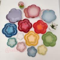 Gambar Le creuset original FLOWER PLATE 23cm (banyak warna) - Coastal blue dari Celiebox undefined 3 Tokopedia
