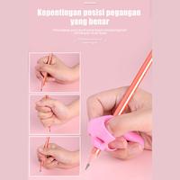 Gambar Pencil Grip Alat Bantu Tulis Anak 3 Jari /5Jari Writing Grip Pencil - Acak 3 Jari dari KAKAMART.ID undefined 3 Tokopedia