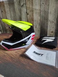 Gambar HELM SHIFT YL WHIT3 YOUTH BIC FLO-YELLOW SIZE 51-52 CM ORIGINAL 100% dari guitardistro undefined 1 Tokopedia