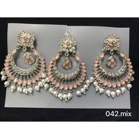 Gambar anting/tikka/tikka anting/aksesoris india/anting india - Ungu dari Bitsaccessories undefined 4 Tokopedia