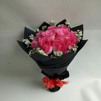 Gambar Buket bunga mawar kado valentine dari Home Flower Nawra undefined 1 Tokopedia