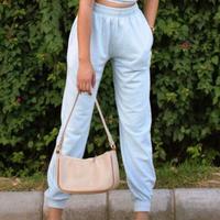 Gambar Celana Olahraga Sweatpants Celana Training Jogger Panjang Pria Wanita - Cream, L dari GUDANG JAKET TAS undefined 4 Tokopedia