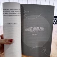 Gambar Buku QUIZ FOR COUPLE : Cocoklogi Bareng Pasangan Buat Senang-Senang dari Funbooks.store undefined 4 Tokopedia