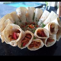 Gambar kulit tortilla ukuran 23cm isi 20pcs dari oleh2balimerina undefined 2 Tokopedia
