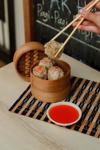 Gambar Premium Dimsum Ayam Kulit Pangsit (Hotel/ Resto/ Cafe/ Catering) dari Kencana_Dimsum undefined 1 Tokopedia