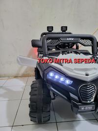 Gambar 100% Terakit - Mobil Aki Anak Bisa Dinaiki Model Jeep M8788 UTX Dengan Remote Control, Ban Plastik, Musik, dan Lampu - Instant - Putih, Non Rakit dari Toko Mitra Sepeda_NEW undefined 2 Tokopedia