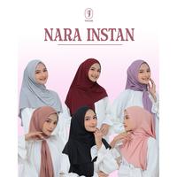 Gambar Hijab Segitiga Instan Jersey by Fahijablove - Black dari fahijablove undefined 1 Tokopedia