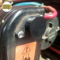 Gambar Warn Remote Plug Cap / Tutup Colokan Remote Winch Warn dari Sitinggil Motoring Supplies undefined 3 Tokopedia