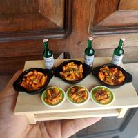Gambar miniature Korean food set - tteok-bokki dari PO's Clay & Miniatures undefined 3 Tokopedia