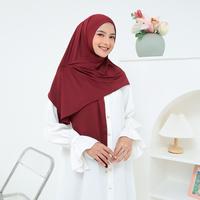 Gambar Hijab Segitiga Instan Jersey by Fahijablove - Black dari fahijablove undefined 4 Tokopedia