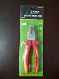 Gambar TEKIRO TANG KOMBINASI LISTRIK 7 inch Tekiro INSULATION LINESMAN PLIERS dari C.A.E undefined 2 Tokopedia