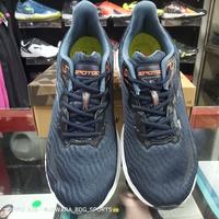 Gambar ORIGINAL SEPATU SHOES RUNNING RUN LARI SPOTEC ZSOKA NAVY WHITE dari New jawara bdg sports undefined 2 Tokopedia