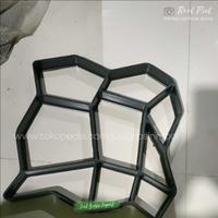 Gambar Cetakan Paving Blok Praktis Cetakan Paving Block DIY- POLIGION ABSTRAK dari Materiq Konstrukt Shop undefined 2 Tokopedia