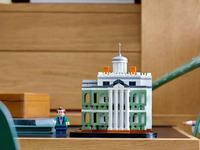 Gambar Lego Disney 40521 The Haunted Mansion Special Price (Dus Cacat Minor) dari eBricks undefined 4 Tokopedia