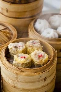 Gambar Dimsum Frozen isi 100 pcs Campur - by Pabrik Dimsum Bandung (B) dari Pabrik Dimsum Bandung Cabang Reog undefined 3 Tokopedia