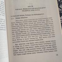 Gambar PAKAIAN ADAT TRADISIONAL DAERAH KALIMANTAN TIMUR dari Lontar Aksara Bookshop undefined 4 Tokopedia