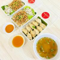 Gambar Bakmi Garing Spesial Babi Cincang + Kuotie Panggang/Goreng - M dari Kuotie Xi Ai undefined 1 Tokopedia