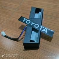Gambar LAMPU PLAT NOMER MOBIL KIJANG SUPER GRAND EXTRA dari Risma-Store223 undefined 3 Tokopedia