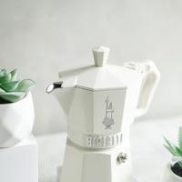 Gambar Bialetti - Mokapot Moka Exclusive Cream 3 Cups Alat Seduh Kopi Manual dari Bialetti Official Store undefined 4 Tokopedia