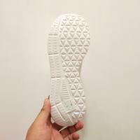 Gambar SEPATU WANITA TERBARU SKECHERS ORIGINAL SNEAKERS STREET UNO LITE PUTIH dari Resonansi Shop undefined 5 Tokopedia