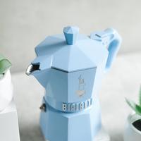 Gambar Bialetti - Mokapot Moka Exclusive Light Blue - 3 Cups Alat Seduh Kopi Manual dari Bialetti Official Store undefined 5 Tokopedia