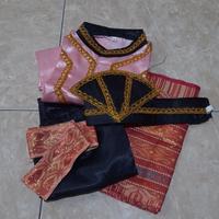 Gambar Ready Baju Adat Aceh Anak Perempuan Tk Sd / Baju Saman Dengan Topi - Hitam, M dari Nichol Store id undefined 5 Tokopedia